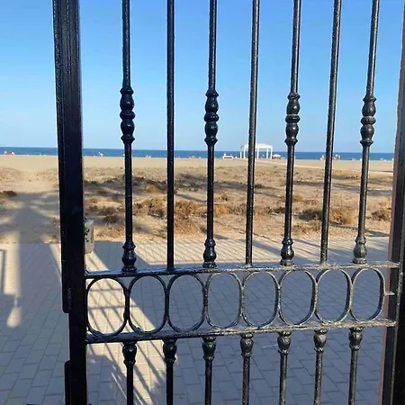 Piso En Primera Linea De Playa, Vera Playa *